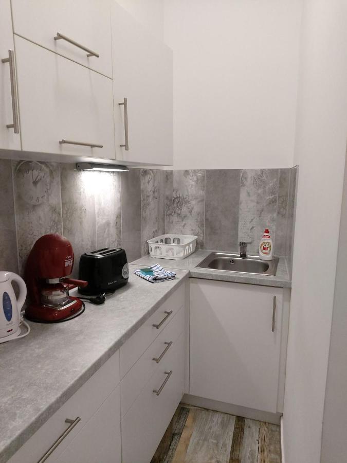 Pompar Belvarosi Apartman Сегед Экстерьер фото