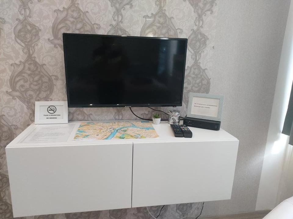 Pompar Belvarosi Apartman Сегед Экстерьер фото