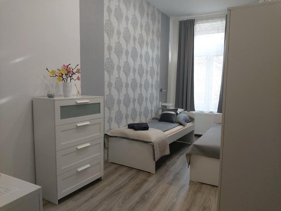 Pompar Belvarosi Apartman Сегед Экстерьер фото
