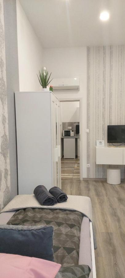 Pompar Belvarosi Apartman Сегед Экстерьер фото