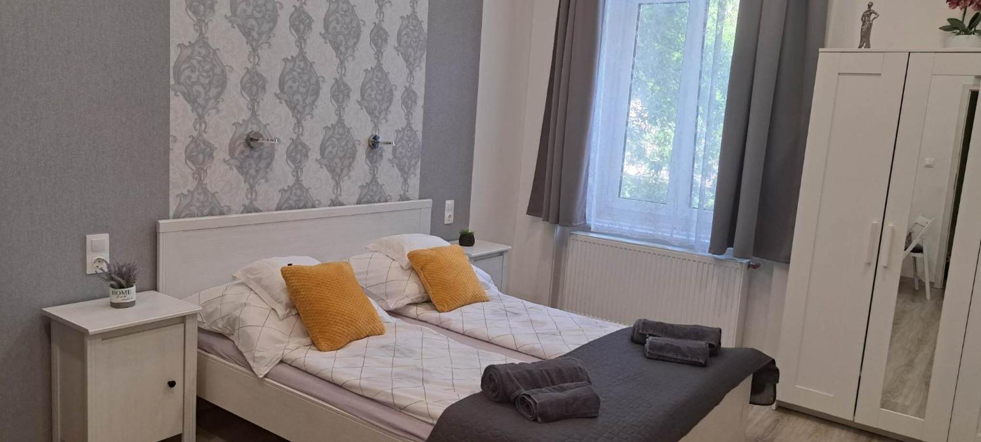 Pompar Belvarosi Apartman Сегед Экстерьер фото