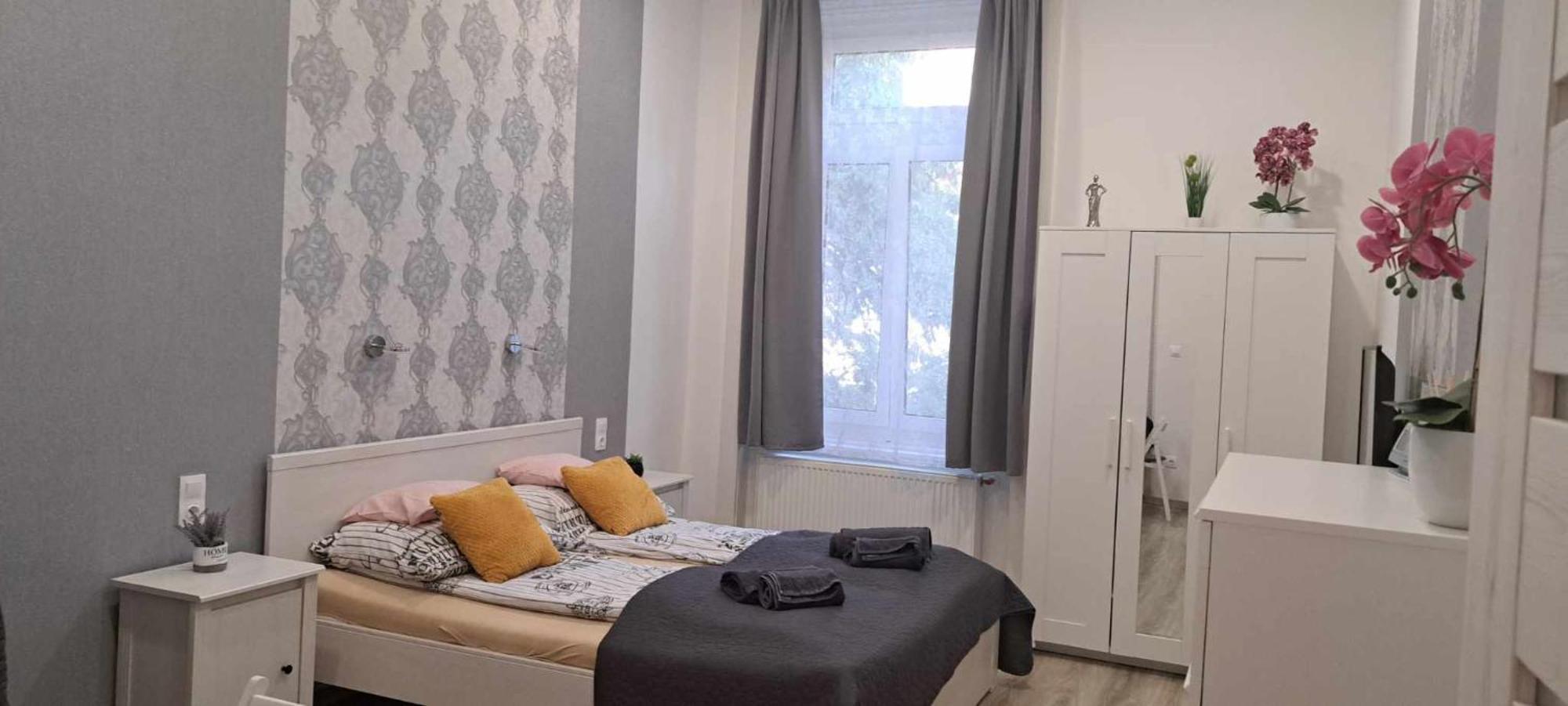 Pompar Belvarosi Apartman Сегед Экстерьер фото